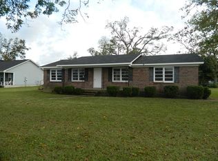 293 Williams St NE, Pelham, GA 31779