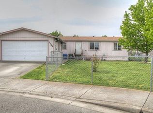 2134 Fahey Way, Grants Pass, OR 97527