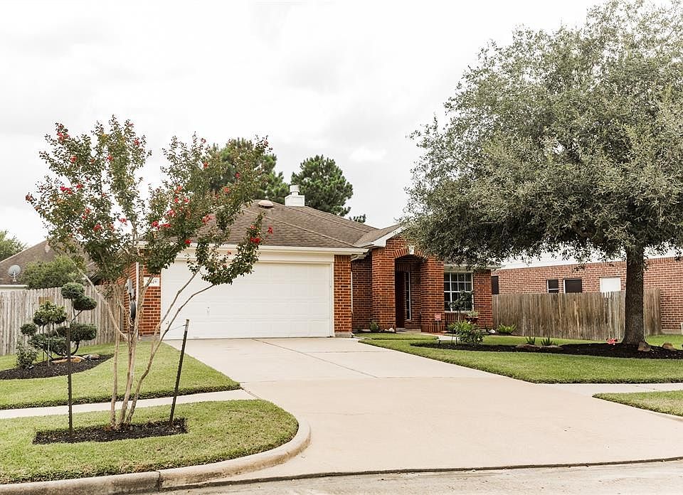 1st image of 21619 Oakbridge Park Ln