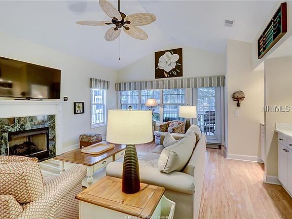 5th image of 30 Wimbledon Ct Unit 11B