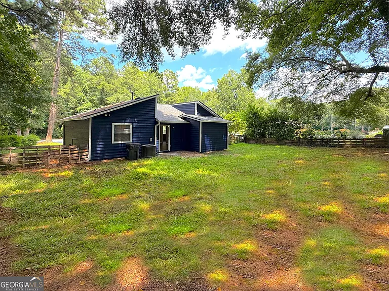 813 Post Oak Cir — Photo 19