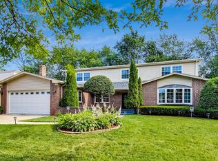 3835 Medford Cir, Northbrook, IL