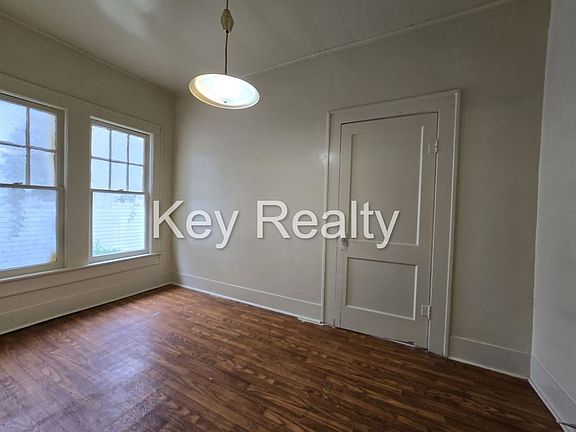 4th image of 2216 Olive St