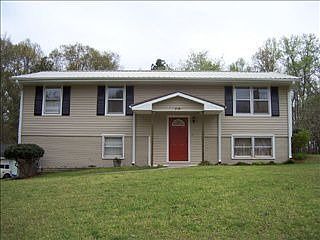 1st image of 210 Woodglen Dr