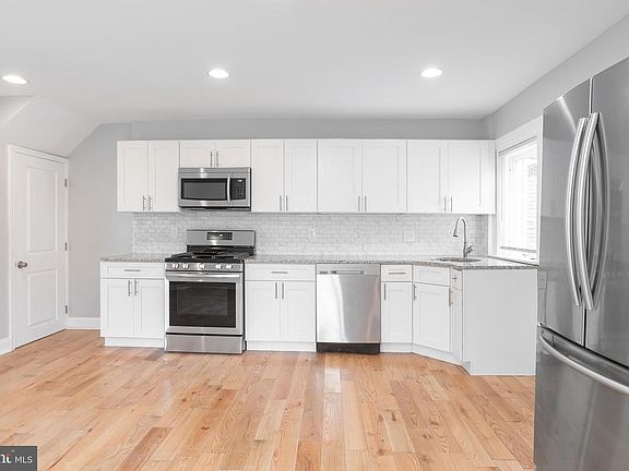 2nd image of 719 Yeadon Ave