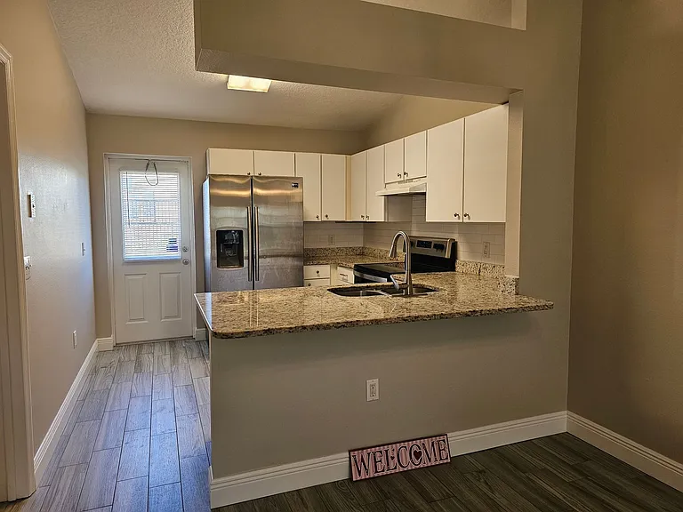 602 S Grand Hwy — Photo 12