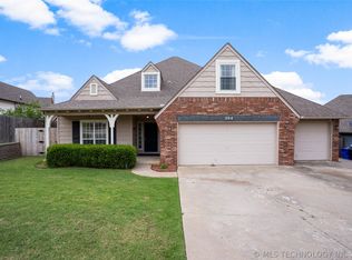 204 E Uniontown St, Broken Arrow, OK 74012