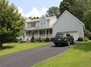 115 Meadow View Ln, Beaver, WV 25813