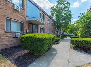AIY Classic Collection, Lakewood, OH 44107