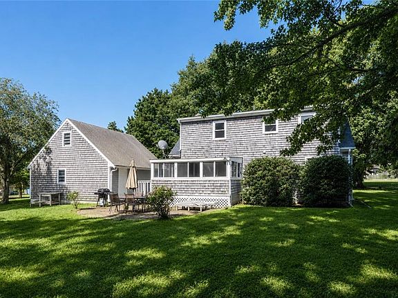 3rd image of 5 Barton Ln