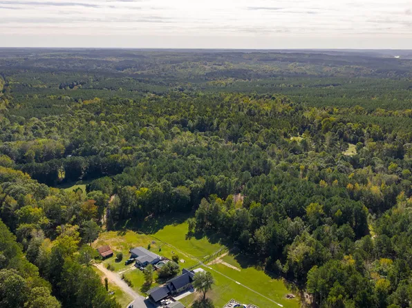 262 Ellis Rd, Moncure, NC 27559