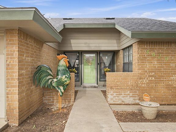 4th image of 4620 Conley Ave