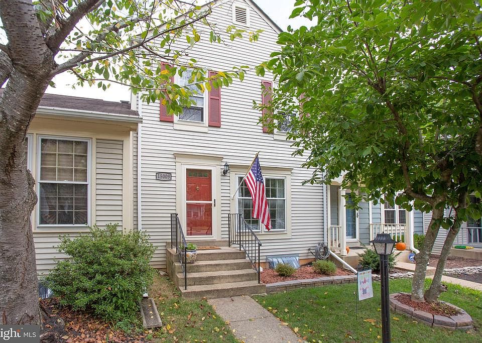 Beautiful three-level townhome