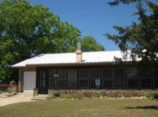 112 Crescent Ln, Burnet, TX 78611