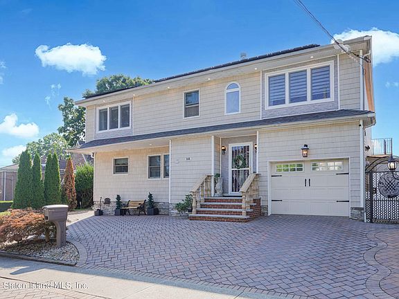 3rd image of 112 Dalton Ave