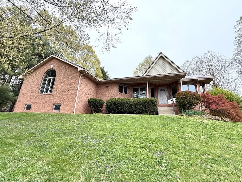 Real estate listing image