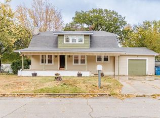 301 S Ellis St, Coffeyville, KS 67337