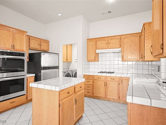 2nd image of 2260 Norway Pine Ct