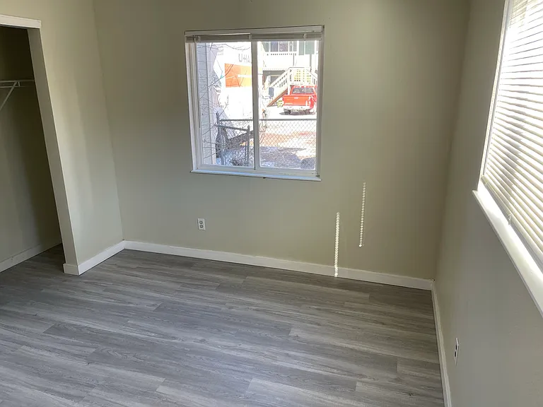 1128 Mazatlan Cir #B — Photo 4