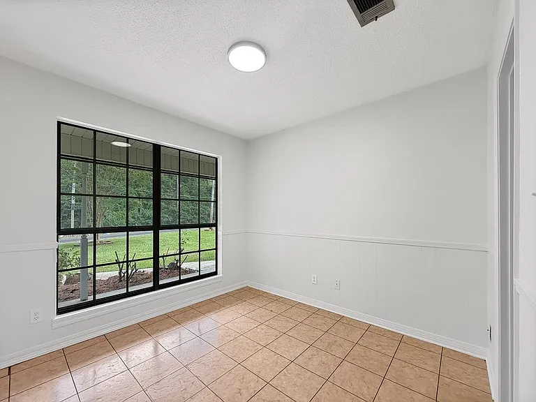 726 W Lakeshore Dr — Photo 11