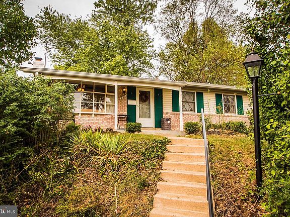 2nd image of 9524 Bonair Dr
