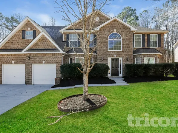 7436 Petal Pl, Fairburn, GA 30213