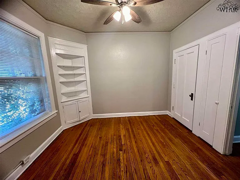 1109 Harrison St — Photo 5