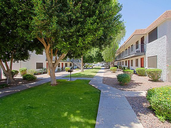 4th image of 1248 S Vineyard #62