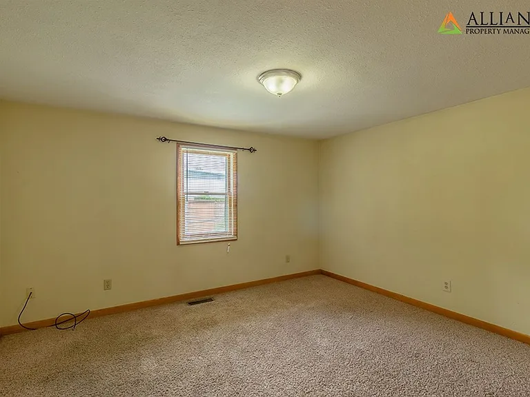 1517 Fair Ln — Photo 21