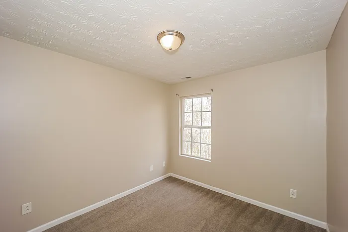 1701 Carrington Dr — Photo 11