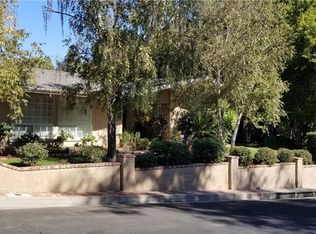 16701 Encino Hills Dr, Encino, CA 91436