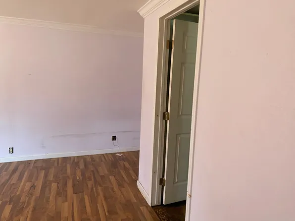 540 SE Edgewood St, Winston, OR 97496