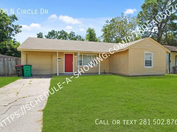 500 N Circle Dr, Baytown, TX 77520