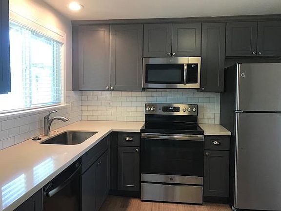 4th image of 4515 N 39th St
