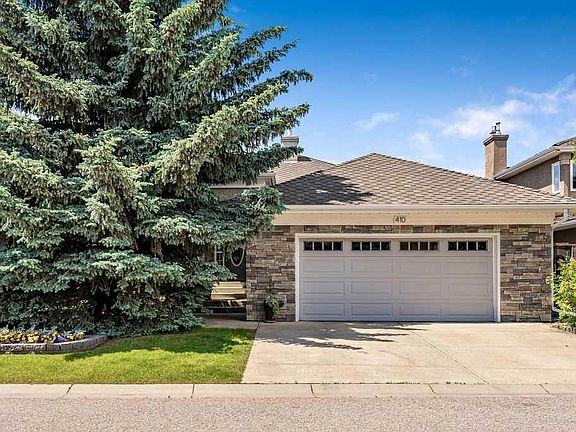 2nd image of 410 Mount Sparrowhawk Pl SE