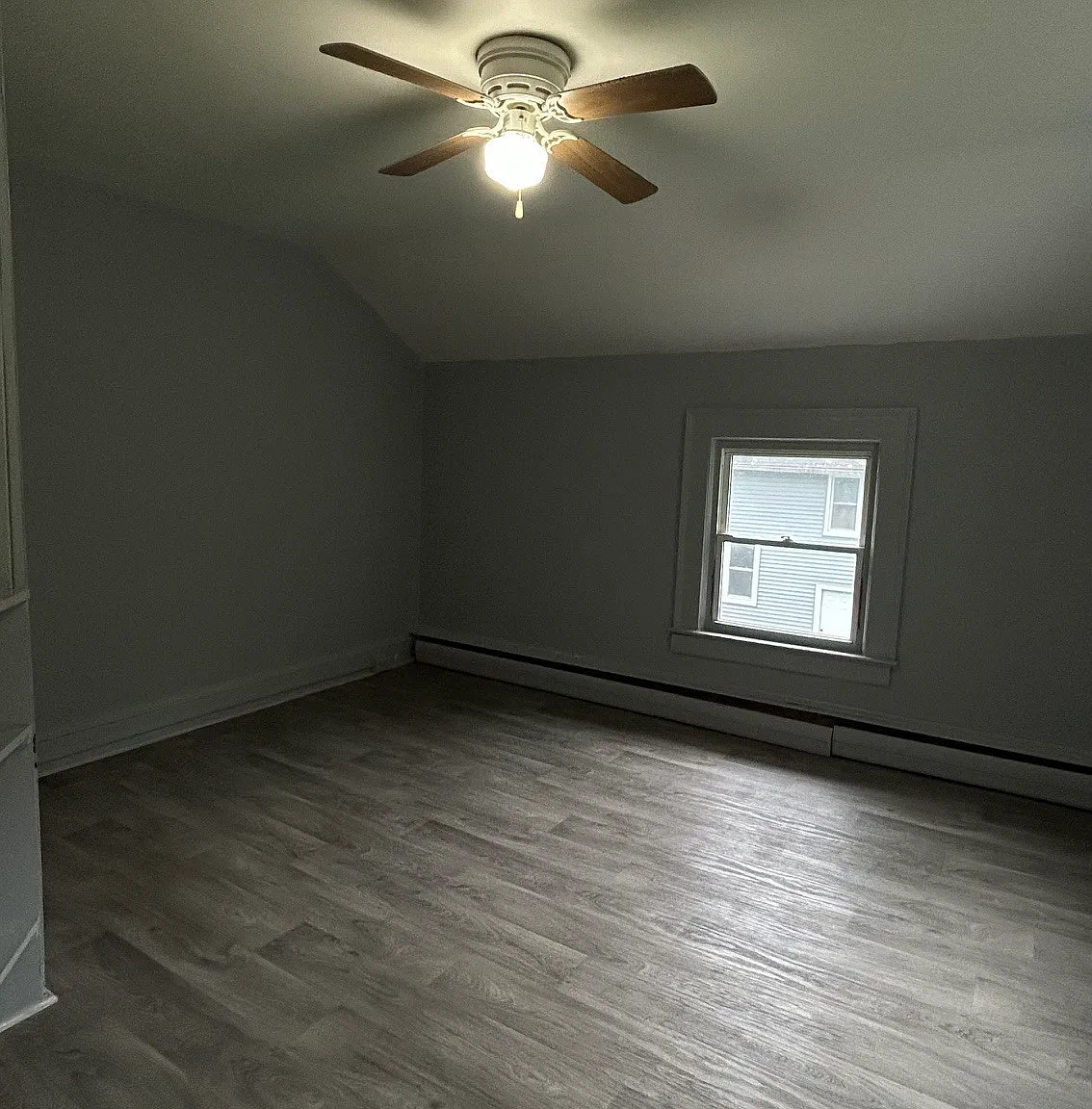 4 bed, 2.0 bath, 700 sqft, $1,700 — Photo 3