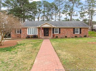 2217 Winterlochen Rd, Fayetteville, NC 28305