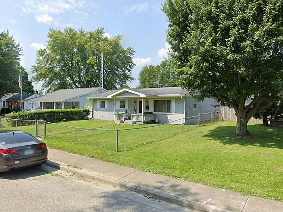 3rd image of 2225 N Lafountain St