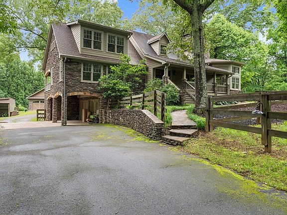 4th image of 802 Old Mill Trl