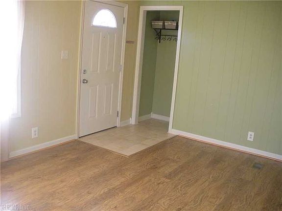 4th image of 1109 Ocean Woods Ct