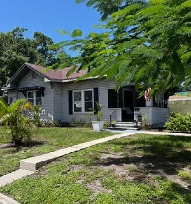 1st image of 2802 4TH AVENUE W