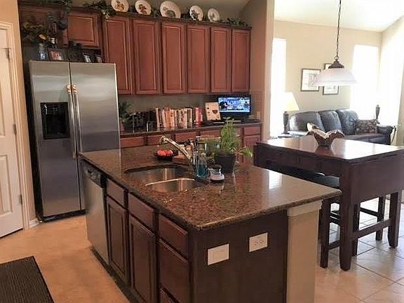 3rd image of 5169 Rolling Hills Dr
