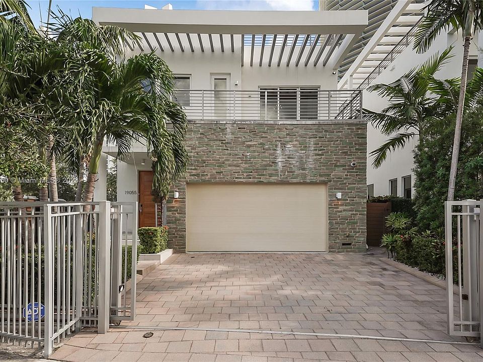 1st image of 19055 Atlantic Blvd