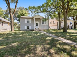 714 N Park Ave, Kankakee, IL 60901