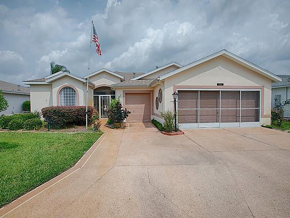 2nd image of 435 Bentwood Dr