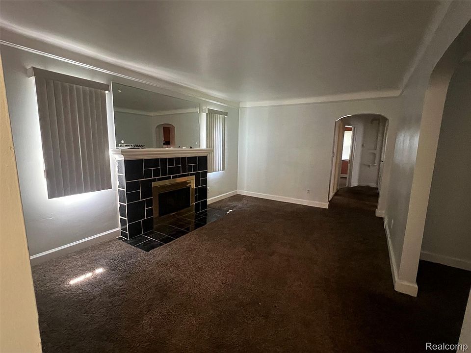 1st image of 15666 Eastwood St