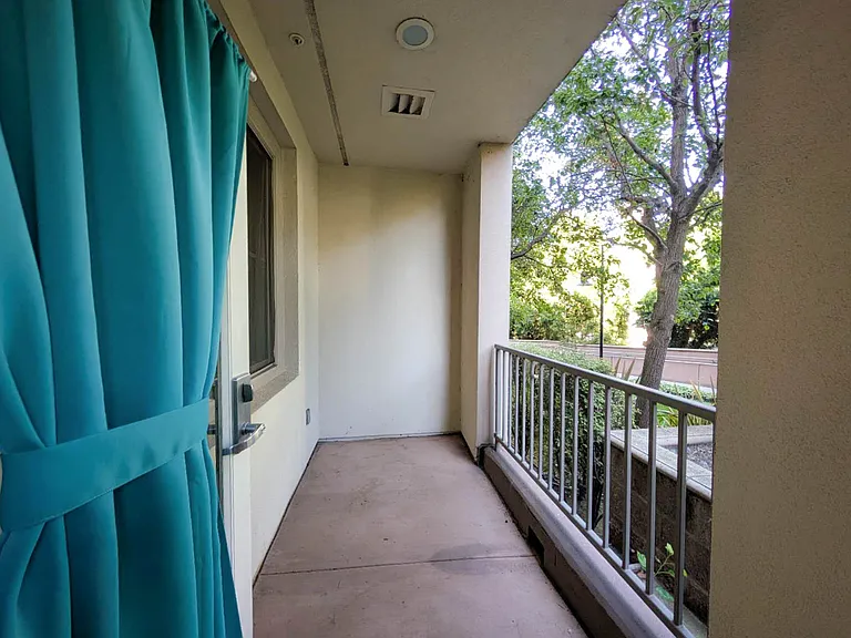 1488 El Camino Real #122 — Photo 8