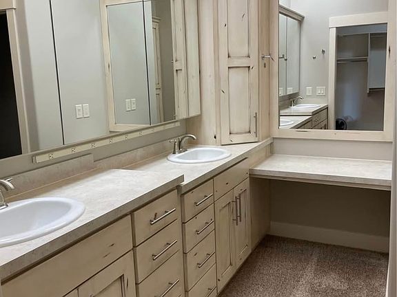 4th image of 3751 Redwood Ct