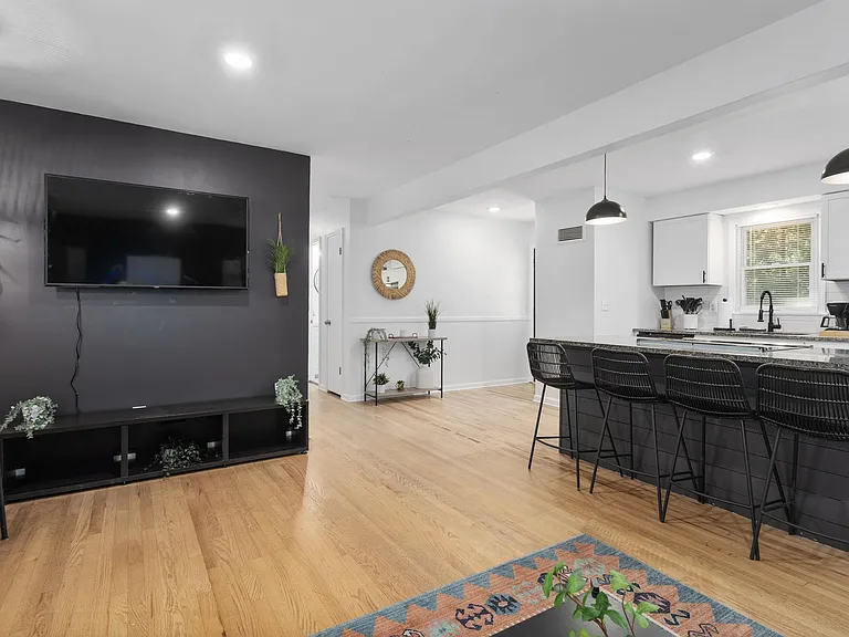 9317 Antioch Rd — Photo 5