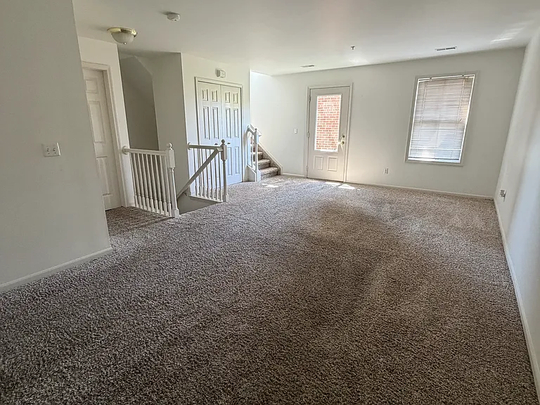 3987 Forester Blvd — Photo 7